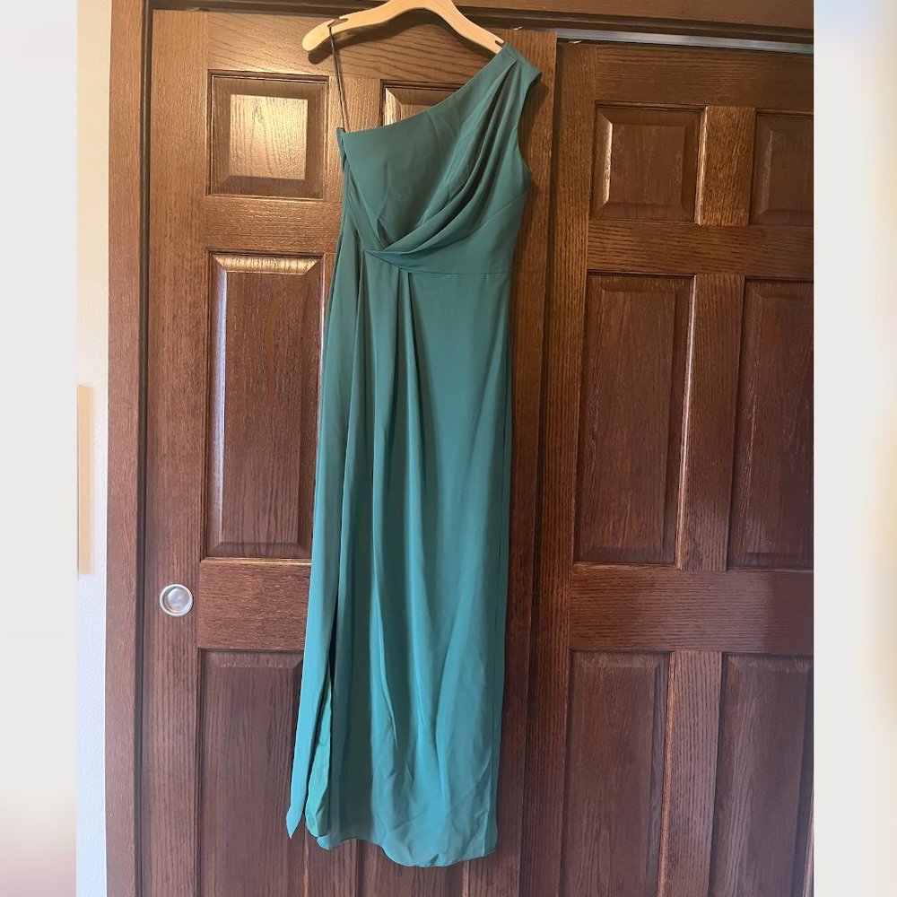 NWT Social Bridesmaid- emerald green, one shoulder, size 8